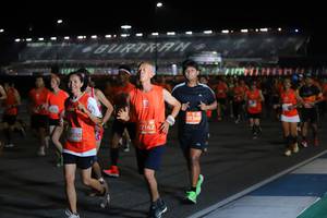 BIB: 20368, 7162, 530
                            <button type="button" onclick="openModal(11457583)" class="btn btn-primary btn-sm float-right btn-popup" data-toggle="modal" data-target=".modal-high-quality">
                        <i class="fas fa-shopping-cart"></i> Add to Cart
                    </button>
                                            <button type="button" onclick="isThisMe(11457583, true)" class="btn btn-success btn-sm float-right btn-popup btn-isme hidden" data-toggle="tooltip" data-placement="bottom" title="นี่คือรูปของคุณใช่ไหม คลิกที่นี่เพื่อเอาเข้าอัลบั้ม">
                        <i class="fas fa-plus"></i> Add to album
                    </button>
                    <button type="button" onclick="isThisMe(11457583, false)" class="btn btn-warning btn-sm float-right btn-popup btn-isnotme hidden">
                        <i class="fas fa-ban"></i> Remove from album
                    </button>